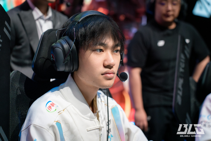 不仅让他成 不仅让他成