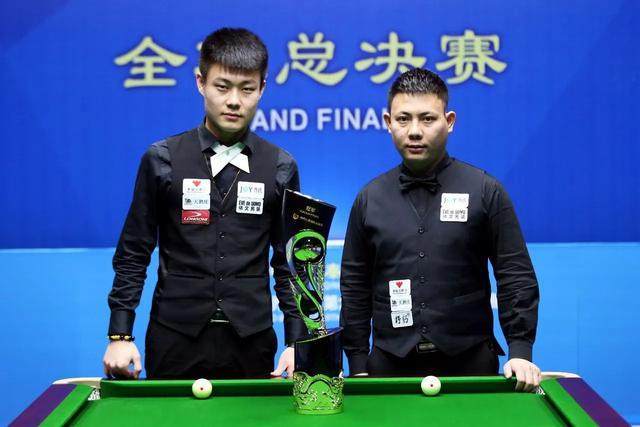 劳斯发起了 劳斯发起了