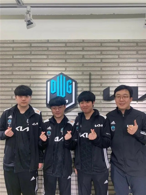 进行了微调 进行了微调