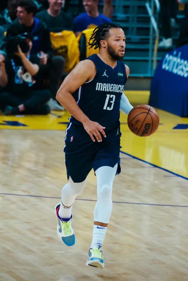 突然把话题 突然把话题